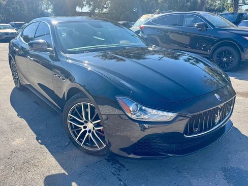 Used 2017 Maserati Ghibli image 3