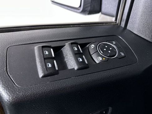 Used 2020 Ford F150 Lariat w/ Equipment Group 502A Luxury AWD/4WD image 24
