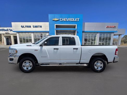Used 2021 RAM 2500 Tradesman w/ Chrome Appearance Group AWD/4WD image 13