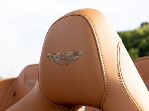 Used 2025 Aston Martin DB12 Convertible RWD image 23
