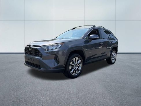 Used 2020 Toyota RAV4 XLE Premium AWD/4WD image 2
