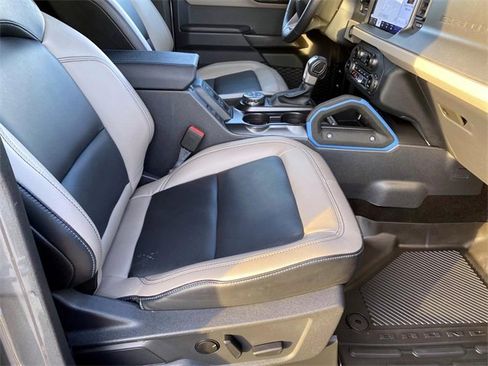 Used 2024 Ford Bronco Wildtrak image 26