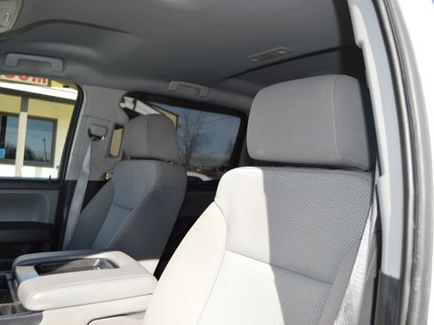 Used 2016 Chevrolet Silverado 2500 W/T AWD/4WD image 12
