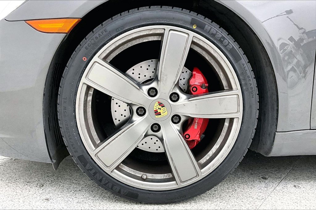 Used 2018 Porsche 911 Carrera S RWD image 11