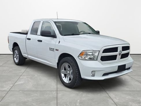 Used 2018 RAM 1500 Express w/ Express Value Package AWD/4WD image 2