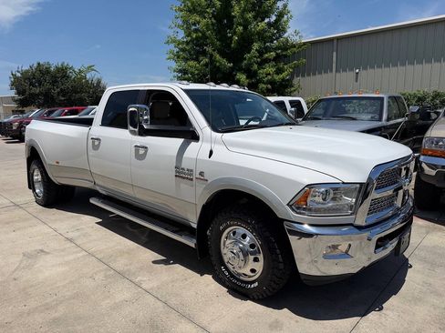 Used 2018 RAM 3500 Laramie RWD image 40