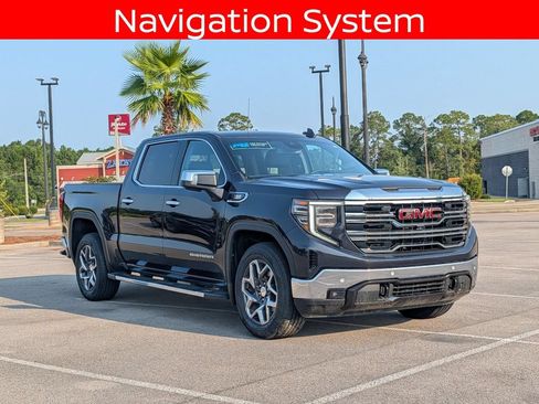 Used 2023 GMC Sierra 1500 SLT w/ SLT Premium Plus Package RWD image 8
