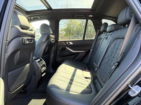Used 2023 BMW X5 sDrive40i image 14