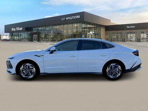 New 2025 Hyundai Sonata SEL image 3