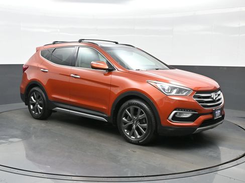 Used 2018 Hyundai Santa Fe Sport image 8