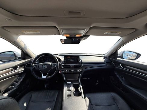 Used 2019 Honda Accord Touring image 15