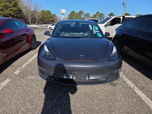 Used 2022 Tesla Model 3 Long Range image 3