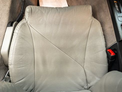 Used 1996 Chevrolet Corvette Coupe RWD image 30