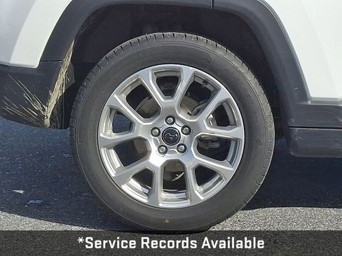 Used 2025 Jeep Compass Limited image 10