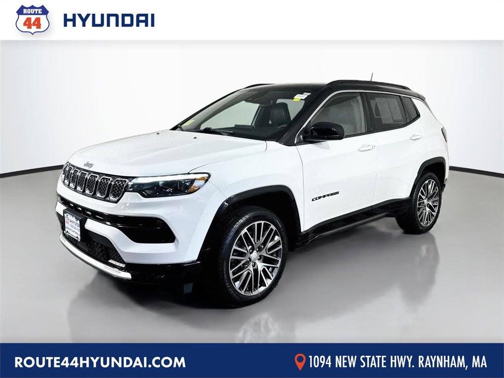 Used 2023 Jeep Compass Limited w/ Elite Group AWD/4WD image 1