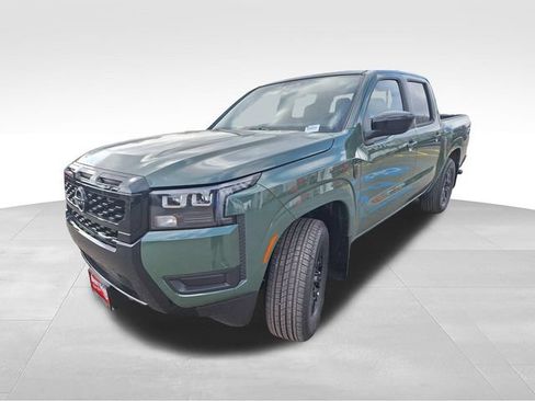 New 2026 Nissan Frontier 2WD Crew Cab image 3