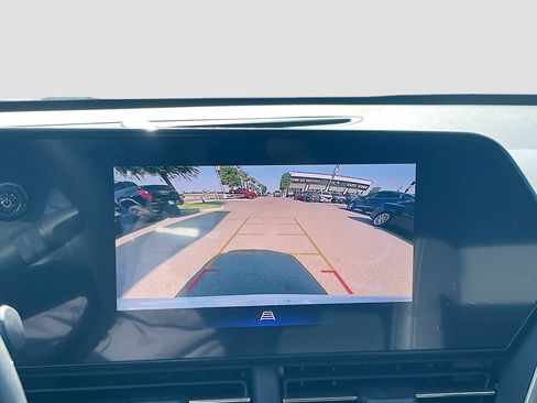 Used 2026 Chevrolet Trax LT w/ Driver Confidence Package FWD image 14