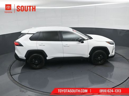 Used 2023 Toyota RAV4 LE FWD image 44