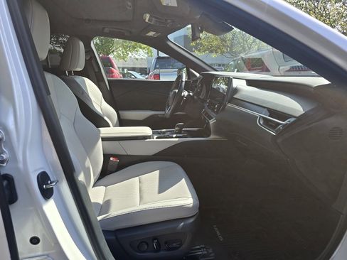 Used 2024 Lexus RX 350 image 11