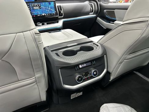 New 2026 Ford Expedition Platinum w/ Platinum Ultimate Package image 25