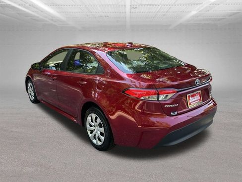 Used 2024 Toyota Corolla LE FWD image 3