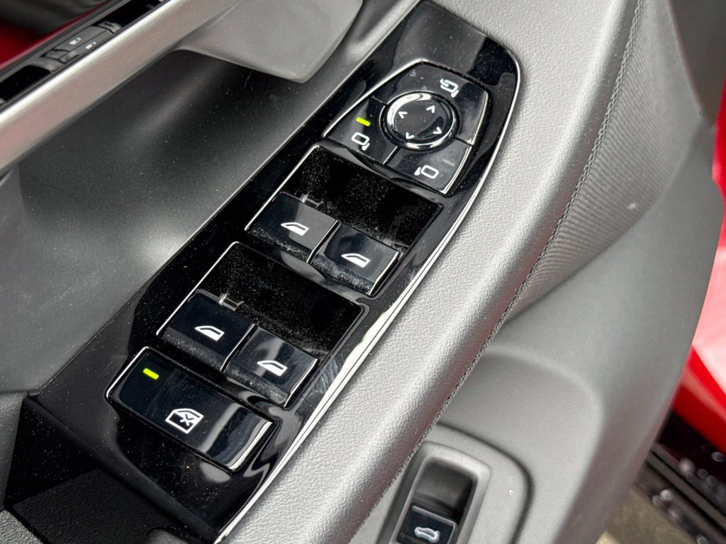 Used 2026 BMW 530i w/ M Sport Package RWD image 20