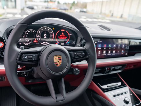 New 2026 Porsche Cayenne AWD/4WD image 14