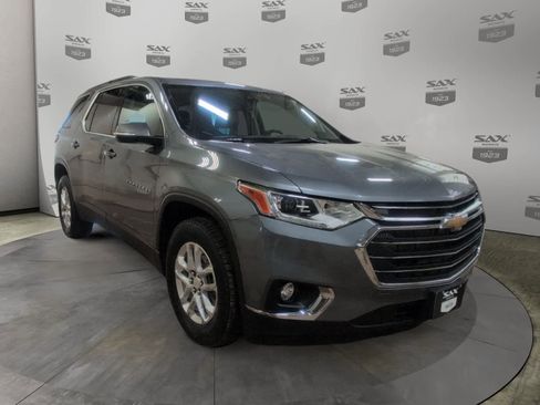 Used 2021 Chevrolet Traverse LT AWD/4WD image 1