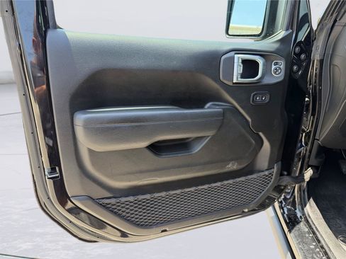 Used 2025 Jeep Wrangler Unlimited Sport S 4xe AWD/4WD image 11