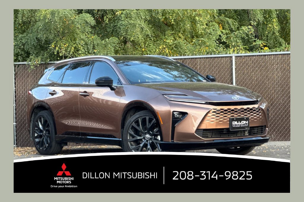 Used 2025 Toyota Crown Signia w/ Advanced Technology Package AWD/4WD 360° Tour