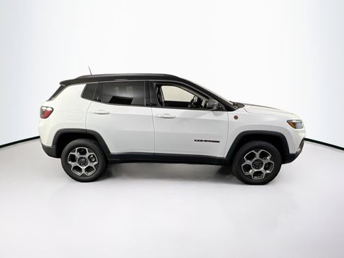 Used 2022 Jeep Compass Trailhawk w/ Trailhawk Convenience Group image 4