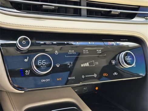 Used 2024 INFINITI QX60 Luxe w/ Vision Package image 22