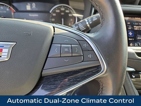Used 2024 Cadillac XT5 Premium Luxury AWD/4WD image 8