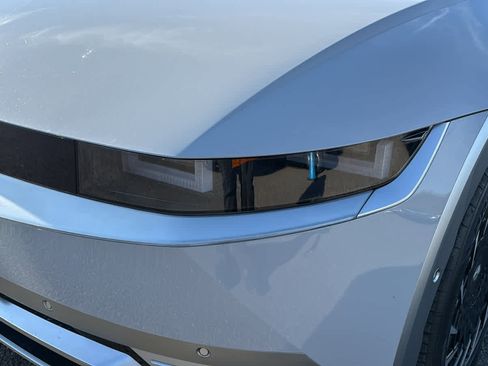 Used 2023 Hyundai Ioniq 5 Limited image 9