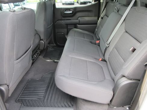Certified 2021 Chevrolet Silverado 1500 LT w/ Convenience Package II AWD/4WD image 15