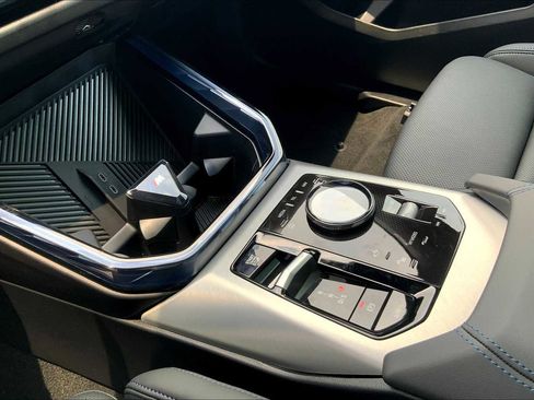 Used 2025 BMW X3 xDrive30i w/ Premium Package image 8