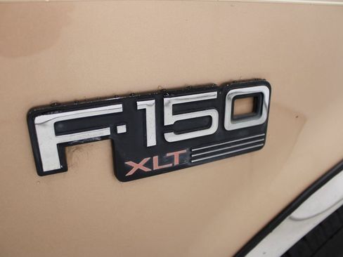 Used 1994 Ford F150 XL image 24