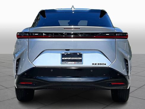 New 2026 Lexus RZ 350e image 4