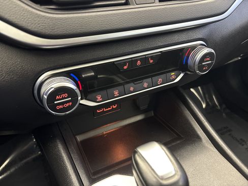 Used 2019 Nissan Altima 2.5 SV FWD image 20