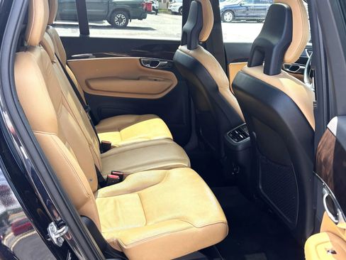 Used 2017 Volvo XC90 T6 Momentum w/ Vision Package AWD/4WD image 9
