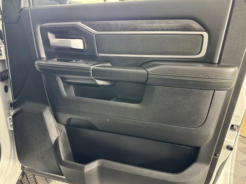 Used 2024 RAM 2500 Big Horn w/ Night Edition image 29