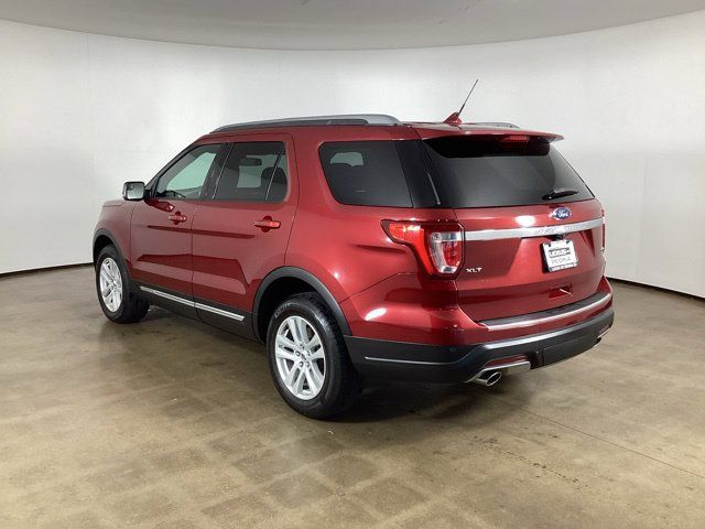Used 2018 Ford Explorer XLT w/ Equipment Group 201A AWD/4WD image 7