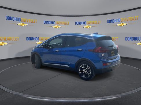 Used 2020 Chevrolet Bolt Premier w/ Infotainment Package FWD image 9