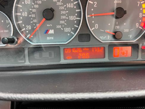 Used 2003 BMW M3 Coupe image 10