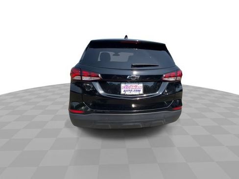 Used 2023 Chevrolet Equinox LS w/ LS Convenience Package AWD/4WD image 9