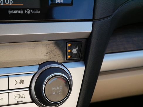 Used 2017 Subaru Outback 2.5i Limited w/ Popular Package #5 image 29