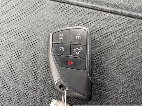 Used 2023 Chevrolet Silverado 1500 LTZ w/ Z71 Off-Road Package image 31