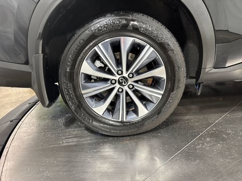Certified 2025 INFINITI QX60 Pure image 13