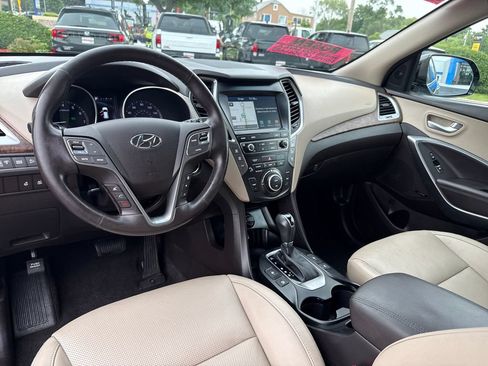 Used 2019 Hyundai Santa Fe XL FWD image 28