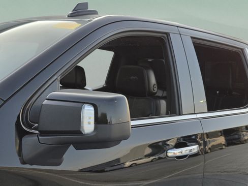 Used 2019 Chevrolet Silverado 1500 High Country w/ Technology Package AWD/4WD image 34